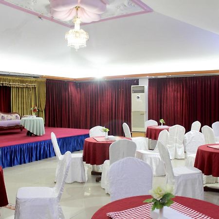 Al Rayan Hotel Adschman Exterior foto