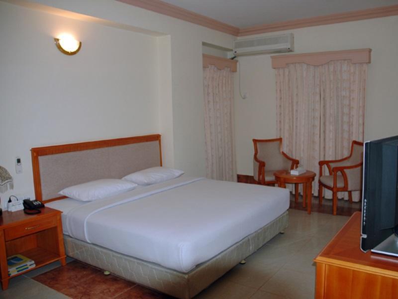 Al Rayan Hotel Adschman Exterior foto