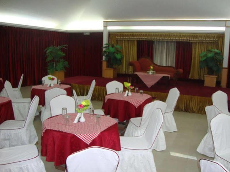 Al Rayan Hotel Adschman Exterior foto